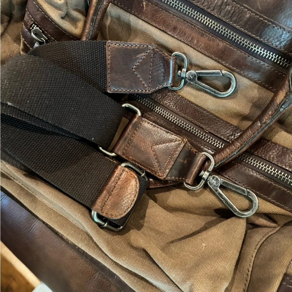 Beautiful Leather and Canvas Men's Bag